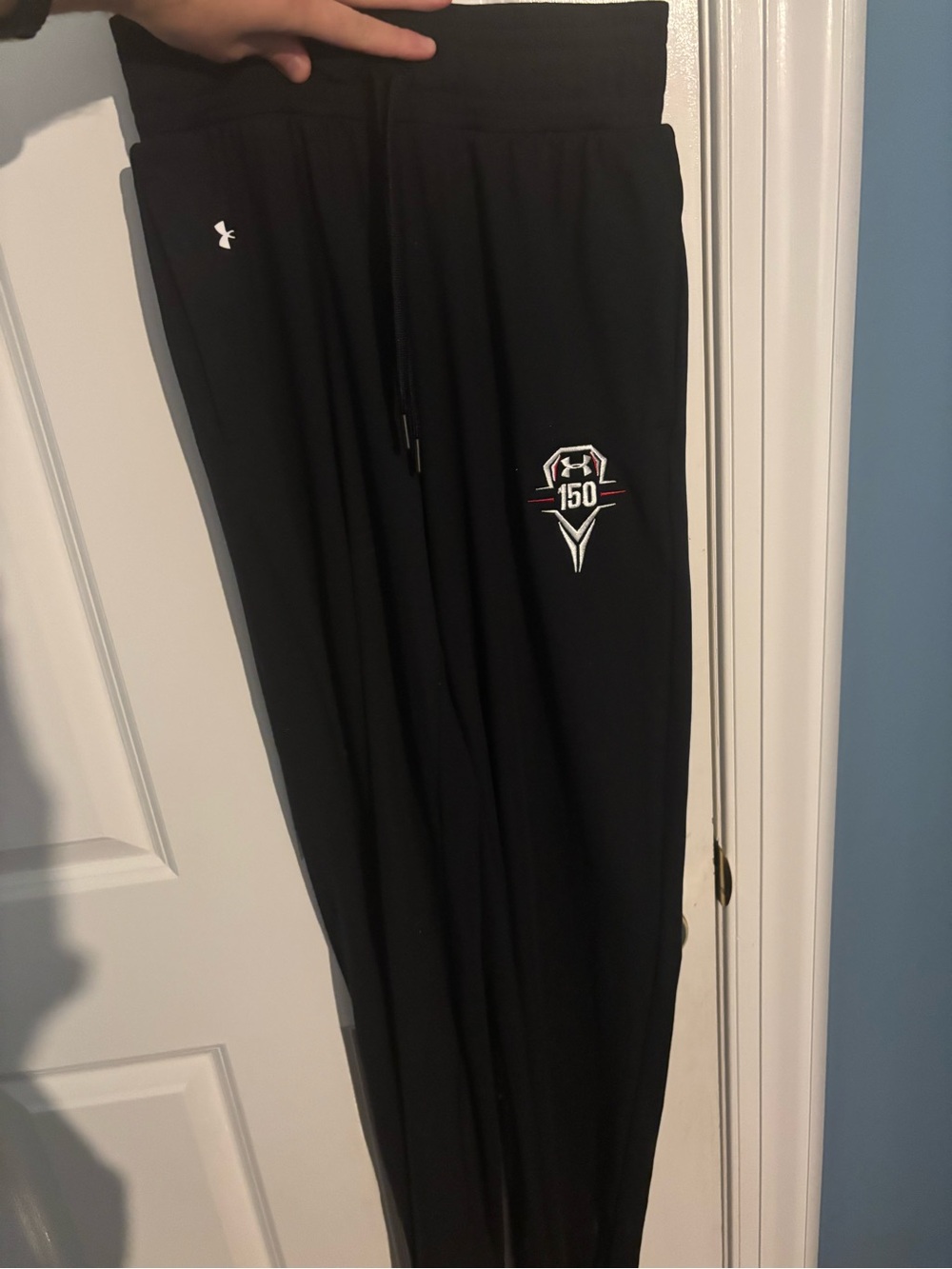 Under Armour Black Athletic Sweatpants with 150 Logo womens xs brand new